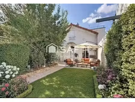 maison familiale avec jardin  garage et espace indépendant