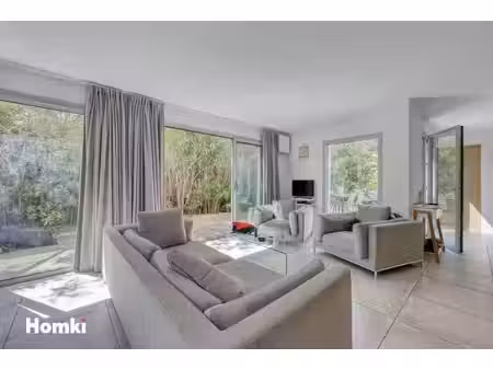 appartement t4 de 98 m² à hyères 83400  impasse du réal baye