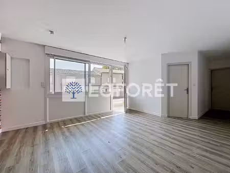 location - appartement courlay
