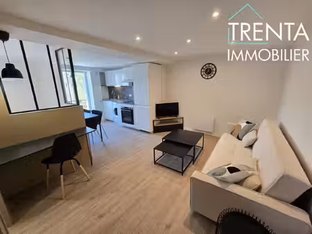 appartement t2 meublé avec vue dégagée à louer à voiron