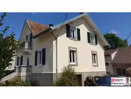 maison 7 pièces de 133 m²