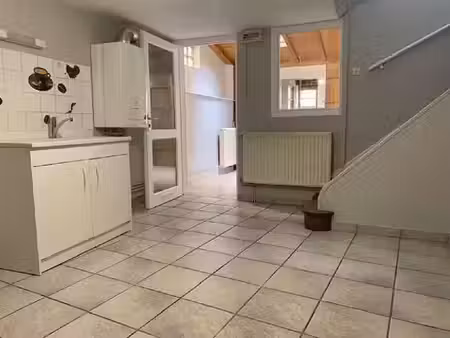 is sur tille - maison 2 pièces à louer - 41m2 - 485 € cc - réf: cb-dij-509 - bourse immobi