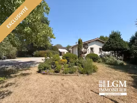 maison familiale 155 m² – 4 chambres  terrain arboré et double accès proche du...