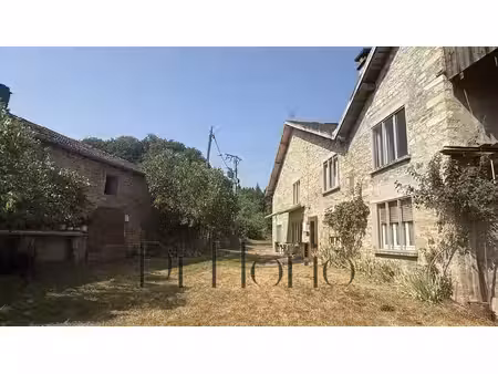 uriménil rare ferme authentique avec environ 3 hectares de terrain