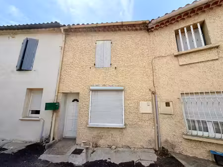 courthézon centre – maison de deux chambres avec terrasse