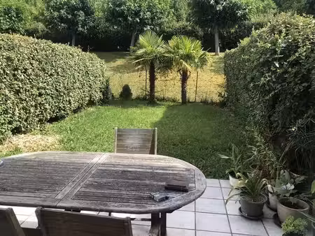 a vendre jolie maison mitoyenne à cambo-les-bains