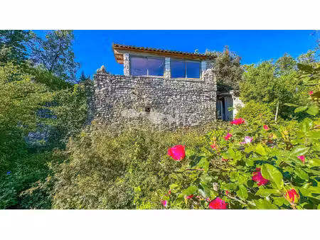 maison de charme proche barjac avec grand terrain et vue degagee