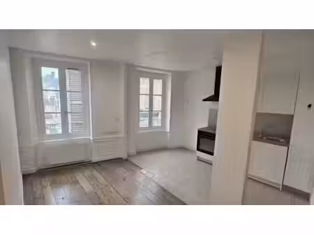 vente immeuble 222 m² à brienon-sur-armançon (89210)  334 000 €