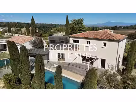 pujaut – villa 166 m² | piscine | terrain 1 000 m² sans vis-à-vis | vue village