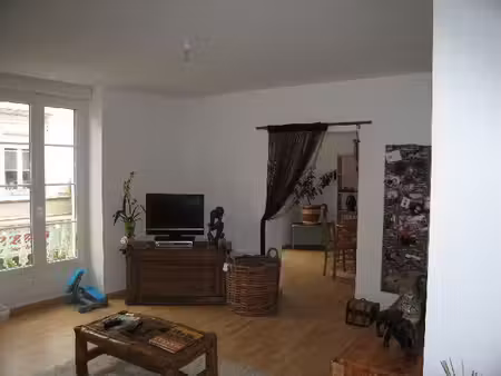 à louer appartement 105 m² – 585 € |la flèche