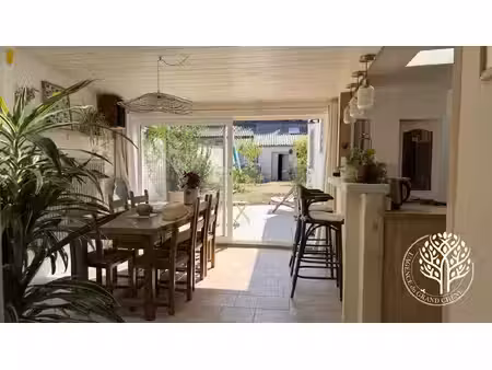 maison avec ponton privatif sur la charente à saint-savinien-sur-charente