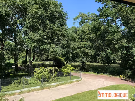 achat terrain 689m²