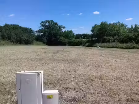vente terrain 746 m² à le houga (32460)  14 174 €
