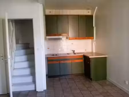 location maison 2 pièces 40 m² à gond-pontouvre (16160)