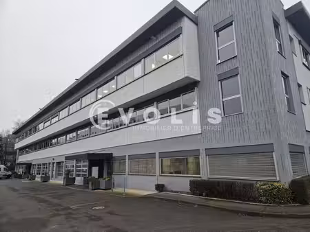 location bureaux 156 m² à 973 m²