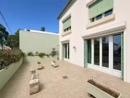 vente maison 6 pièces 140 m² à nimes (30000)  280 000 €