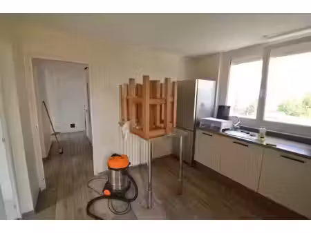 vente maison 7 pièces 140 m2 à moncé-en-belin