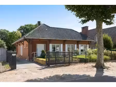 huis te koop in stabroek met 3 slaapkamers