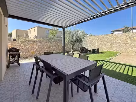 vente villa 4 pièces 90 m² à nimes (30000)  329 000 €