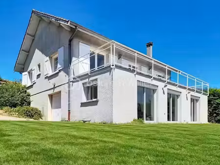 vente maison 5 pièces 135 m² à miribel (01700)  530 000 €