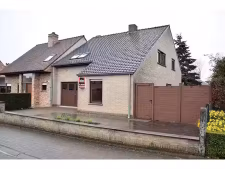huis te huur in roeselare met 4 slaapkamers