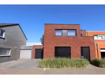 huis te huur in roeselare met 2 slaapkamers