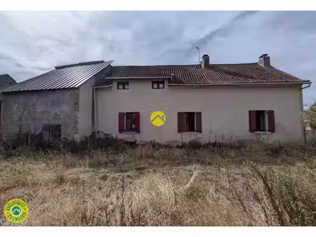 maison à la campagne
