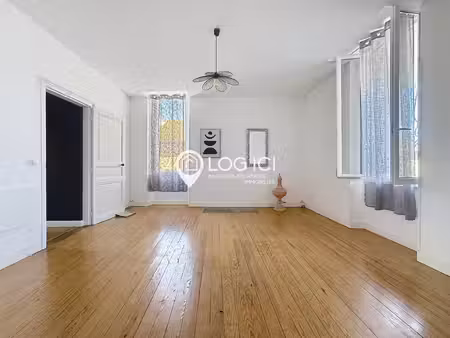 maison de ville familiale rénovée avec jardin à tarbes