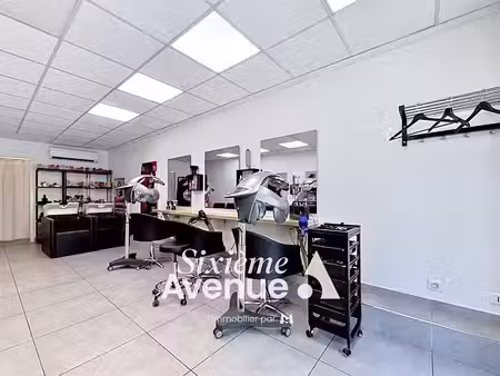 vente locaux professionnels 0 pièces 40 m² à decines-charpieu (69150)  92 000 €