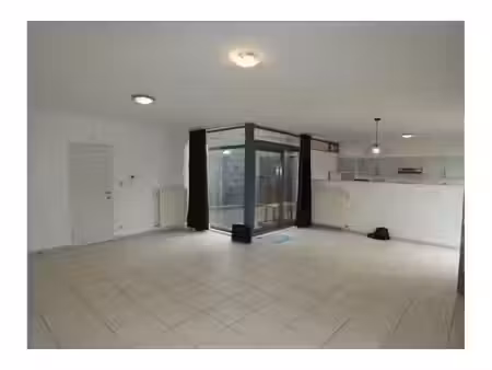 appartement à vendre à grand-place 25 leuze-en-hainaut (vbe57426)