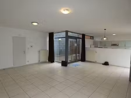 appartement à vendre à grand-place 25 leuze-en-hainaut (vbe57426)