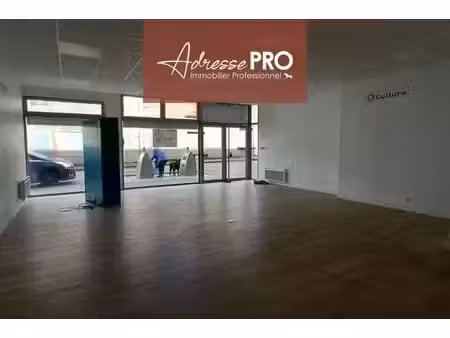 location commerce plougastel daoulas 29470 93m²