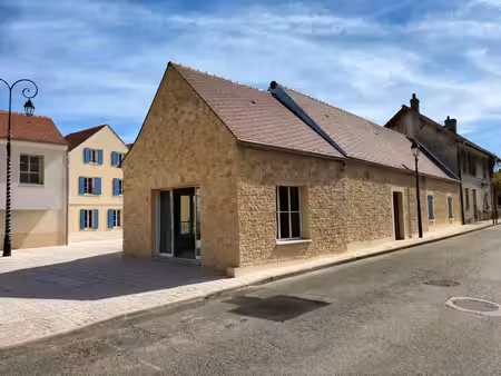 local commercial t 66m² - plailly - lot 3b