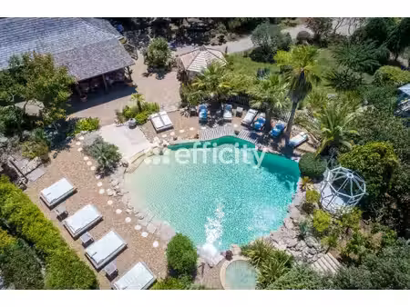 local commercial - 12400 m²