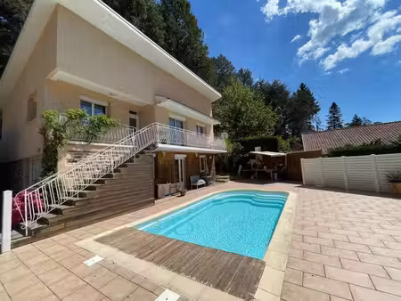 maison 110 m2 5 pieces avec piscine