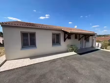 vente maison 4 pièces 88 m² à chabanais (16150)  171 500 €