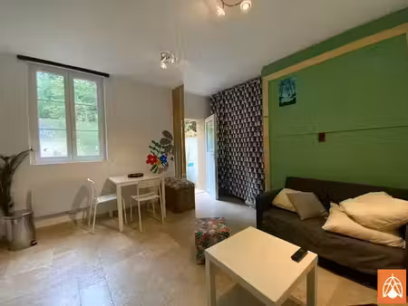 location meublée appartement 1 pièce 20.66 m² à grans (13450)  550 €