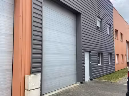 vente entrepôt lentilly 69210 211m²