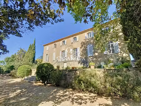 entre montpellier & beziers: le charme de l'ancien et l'histoire d'une maison de maître...