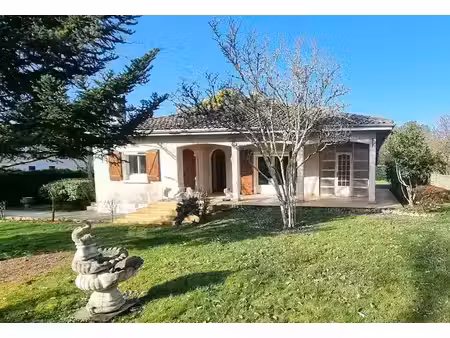 location maison 5 pièces 127.89 m² à aire-sur-l'adour (40800)  1 132 €