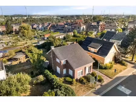 charmante et spacieuse maison (251 m²) avec 4 chambres + gar