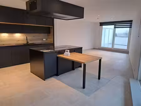 penthouse trois chambres avec 2 terrasses