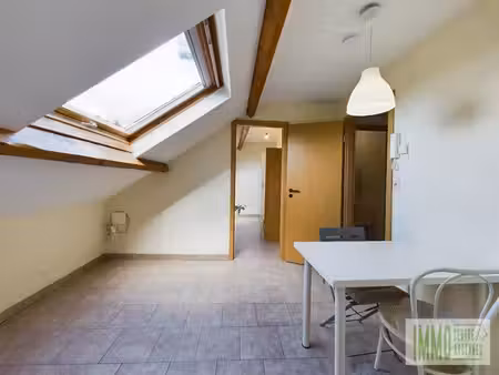 studio à louer à libramont !