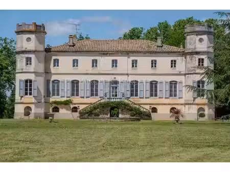 château à vendre à saint-sulpice