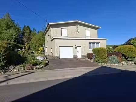 maison 4-façades à vendre