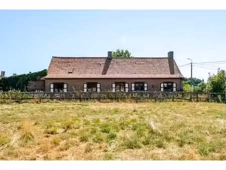 opportunité de logement rural exclusif à proximité de wareg