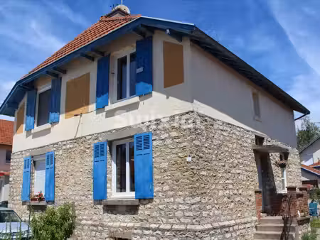 maison 4 pièces à damparis