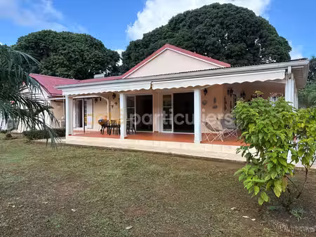 villa petit bourg 4 pièce(s) 150 m2