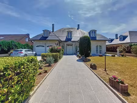 maison à vendre avec garage et terrasse   wanfercée-baulet (vbe57328)