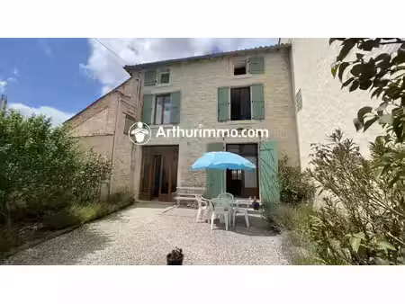 maison de bourg à chizé  4 chambres  172 m²